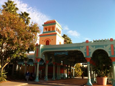 coronado-springs-entrance