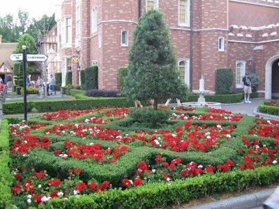 epcot-united-kingdom-garden
