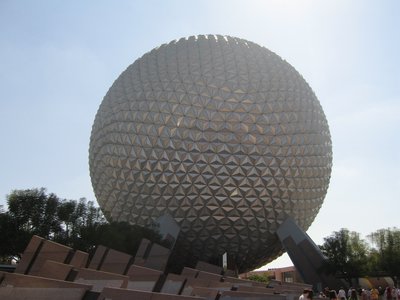 spaceship-earth