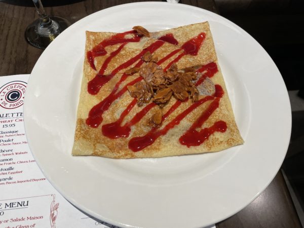 The fruit crepe is both beautiful and delicious.