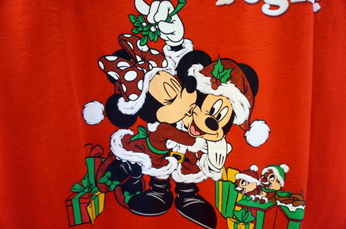 Mickey Mouse and Minnie Mouse are ready for Christmas.