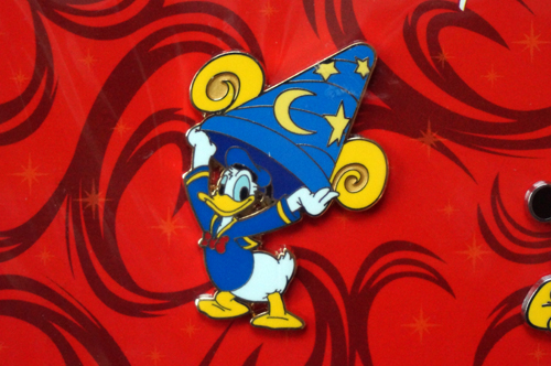 Donald Duck with Hollywood Studio's Sorcerer's Hat, which has now been removed from the park.