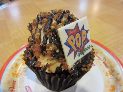 The King cupcake in all its glory.