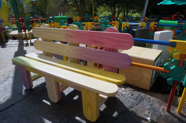 Check out this bench made of popsicles! 