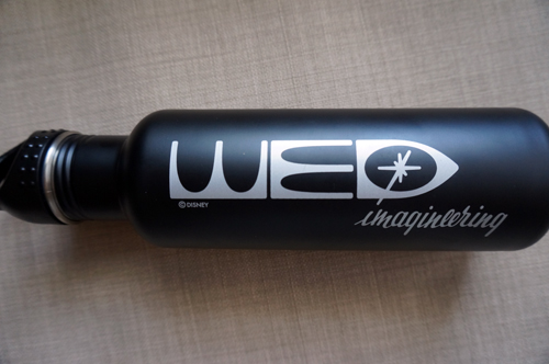 This black bottle has a wonderful, classic WED logo.